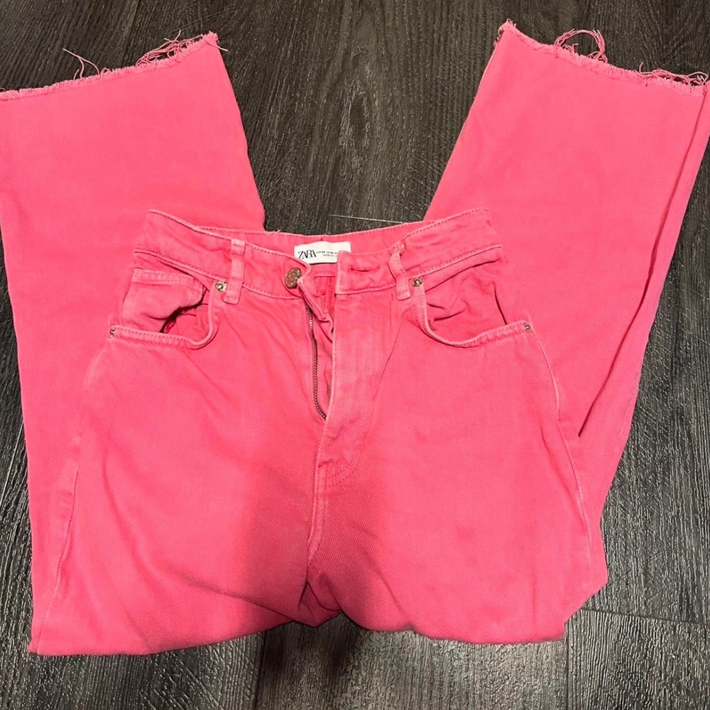 Zara wide leg jeans pink size 2💕